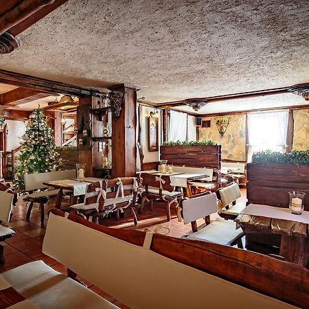 卡兹玛克里多卡酒店 Wolbrom 外观 照片